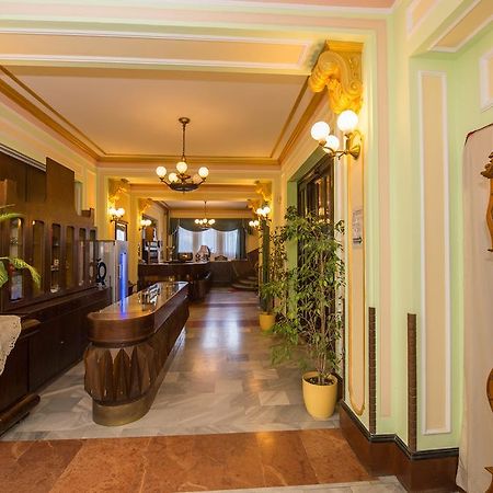 Hotel Tisza Es Thermalfuerdo Szolnok Zewnętrze zdjęcie