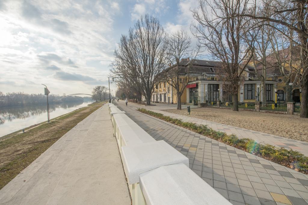 Hotel Tisza Es Thermalfuerdo Szolnok Zewnętrze zdjęcie
