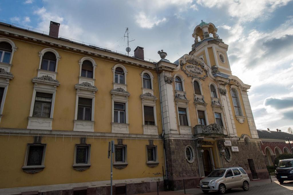 Hotel Tisza Es Thermalfuerdo Szolnok Zewnętrze zdjęcie